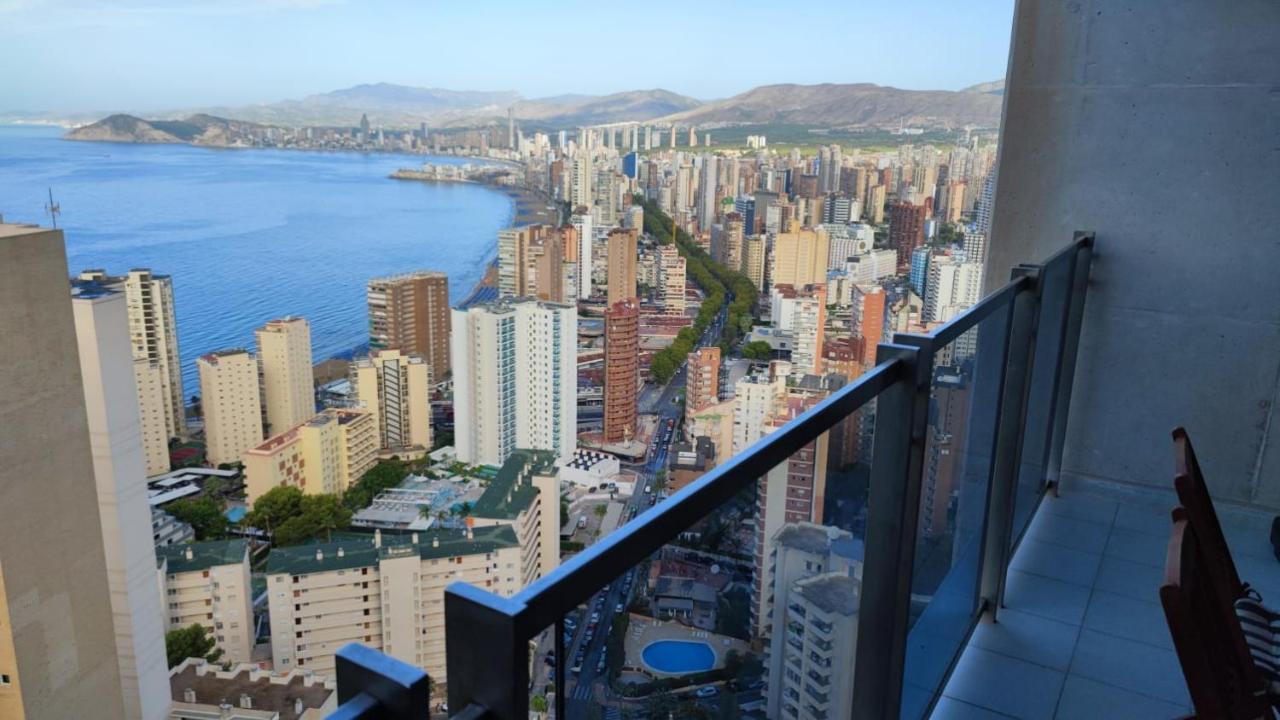 Lujoso Apartamento Con Vistas Al Mar En Mirador Del Mediterraneo By Gestaltur Бенидорм Екстериор снимка